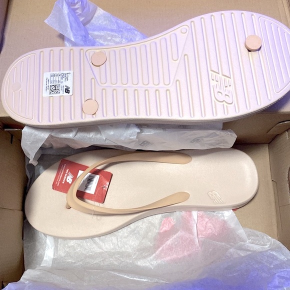 NEW [New Balance] 24 V1 Flip Flop Thong Sandals in White Oak Men's Size 14 - Picture 5 of 8